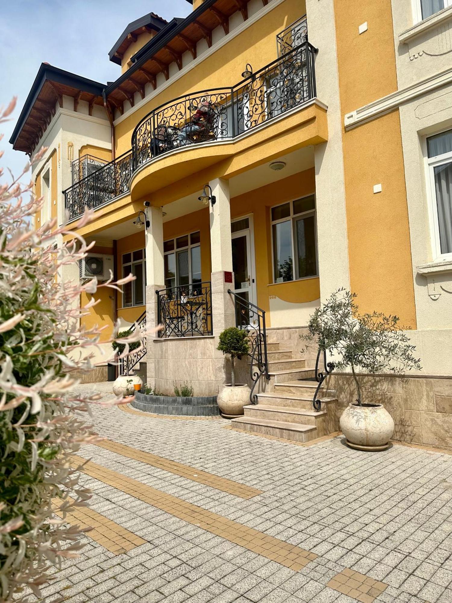 Villa Paris Хисаря Экстерьер фото